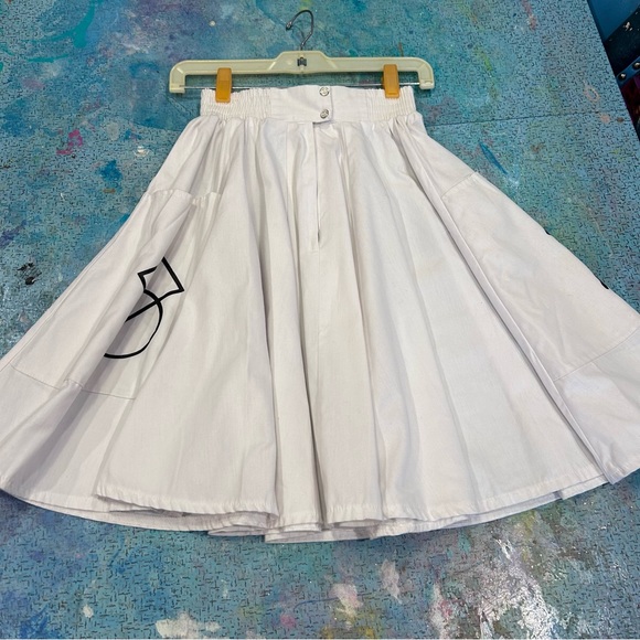 Vintage Cameo Twirling Skirt - Picture 3 of 11